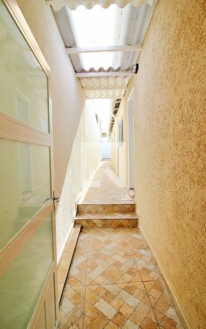 Casa para alugar com 130m², 3 quartos e 2 vagasEntrada