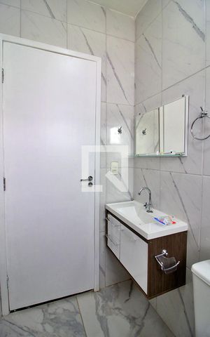 Casa para alugar com 130m², 3 quartos e 2 vagasBanheiro da Suíte