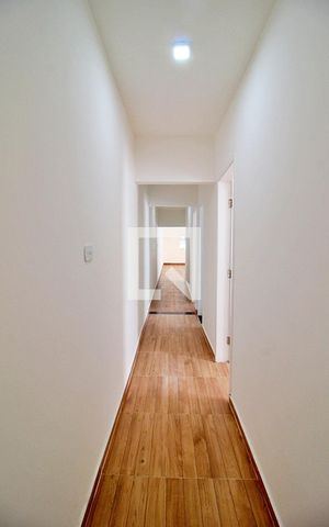 Casa para alugar com 130m², 3 quartos e 2 vagasCorredor