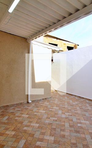 Casa para alugar com 130m², 3 quartos e 2 vagasÁrea de Serviço