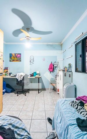 Casa à venda com 326m², 3 quartos e 6 vagas Casa à venda com 326m², 3 quartos e 6 vagasQuarto 1