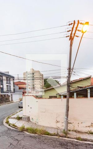 Casa à venda com 326m², 3 quartos e 6 vagas Casa à venda com 326m², 3 quartos e 6 vagasVista da Varanda