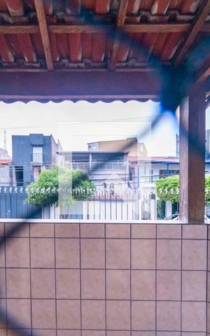 Casa à venda com 326m², 3 quartos e 6 vagas Casa à venda com 326m², 3 quartos e 6 vagasVista do Quarto 3