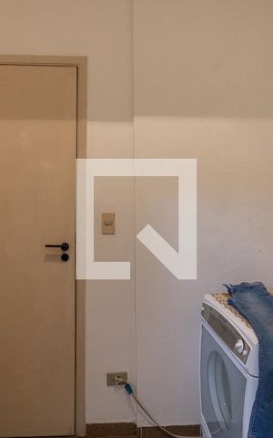 Apartamento para alugar com 134m², 3 quartos e 2 vagas Apartamento para alugar com 134m², 3 quartos e 2 vagasQuarto de Serviço