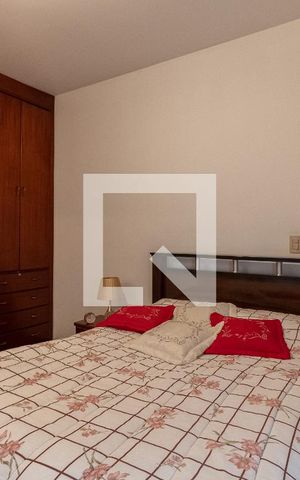 Apartamento para alugar com 134m², 3 quartos e 2 vagas Apartamento para alugar com 134m², 3 quartos e 2 vagasSuíte