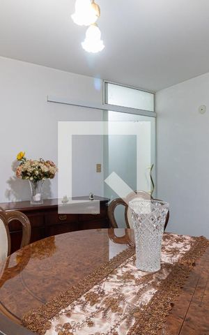 Apartamento para alugar com 134m², 3 quartos e 2 vagas Apartamento para alugar com 134m², 3 quartos e 2 vagasSala