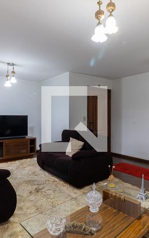 Apartamento para alugar com 134m², 3 quartos e 2 vagas Apartamento para alugar com 134m², 3 quartos e 2 vagasSala