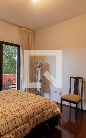 Apartamento para alugar com 134m², 3 quartos e 2 vagas Apartamento para alugar com 134m², 3 quartos e 2 vagasSuíte