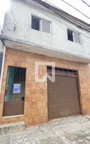 Casa à venda com 240m², 3 quartos e 1 vagaFachada