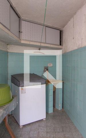 Casa à venda com 240m², 3 quartos e 1 vagaÁrea de Serviço