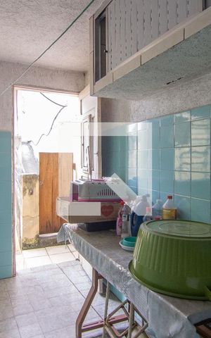 Casa à venda com 240m², 3 quartos e 1 vagaÁrea de Serviço