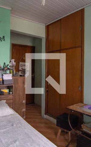 Casa à venda com 240m², 3 quartos e 1 vagaQuarto 2