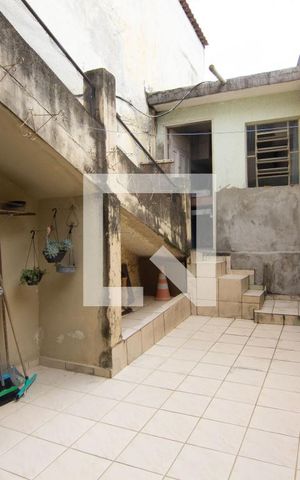 Casa à venda com 240m², 3 quartos e 1 vagaQuintal