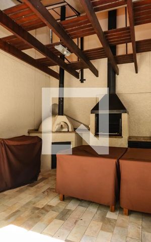 Casa de condomínio à venda com 106m², 3 quartos e 2 vagas Casa de condomínio à venda com 106m², 3 quartos e 2 vagasÁrea comum - Churrasqueira