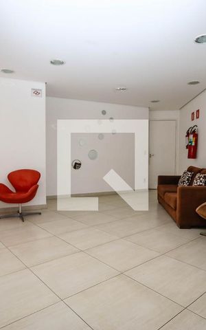 Casa de condomínio à venda com 106m², 3 quartos e 2 vagas Casa de condomínio à venda com 106m², 3 quartos e 2 vagasÁrea comum - Salão de festas Jovem