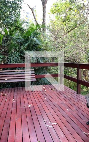 Casa de condomínio à venda com 106m², 3 quartos e 2 vagas Casa de condomínio à venda com 106m², 3 quartos e 2 vagasSolarium
