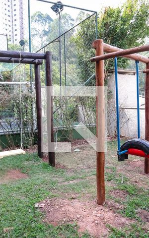 Casa de condomínio à venda com 106m², 3 quartos e 2 vagas Casa de condomínio à venda com 106m², 3 quartos e 2 vagasÁrea comum - Playground