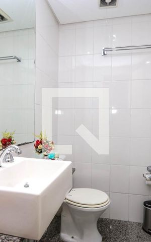 Casa de condomínio à venda com 106m², 3 quartos e 2 vagas Casa de condomínio à venda com 106m², 3 quartos e 2 vagasBanheiro 2
