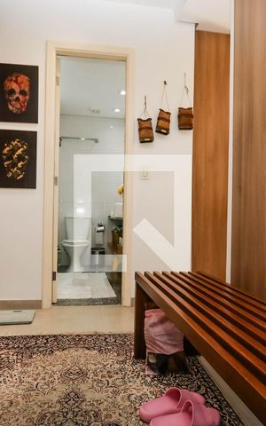 Casa de condomínio à venda com 106m², 3 quartos e 2 vagas Casa de condomínio à venda com 106m², 3 quartos e 2 vagasCloset da suíte