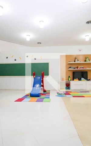 Casa de condomínio à venda com 106m², 3 quartos e 2 vagas Casa de condomínio à venda com 106m², 3 quartos e 2 vagasBrinquedoteca