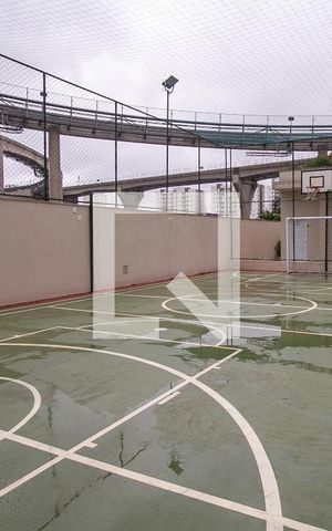 Apartamento para alugar com 55m², 2 quartos e 1 vagaQuadra