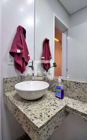 Apartamento à venda com 138m², 2 quartos e 2 vagasBanheiro Social