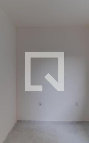 Casa para alugar com 60m², 2 quartos e 2 vagasQuarto 01