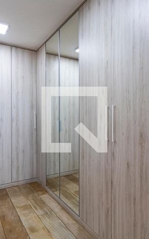 Apartamento à venda com 213m², 2 quartos e 3 vagasCloset da Suíte 2