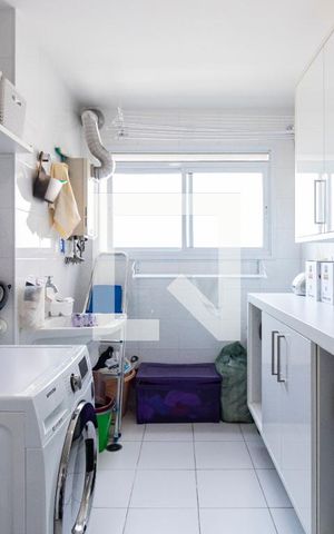 Apartamento à venda com 213m², 2 quartos e 3 vagasÁrea de Serviço