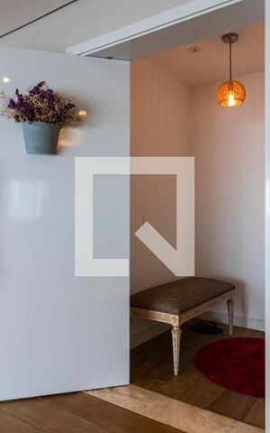 Apartamento à venda com 213m², 2 quartos e 3 vagasHall privativo