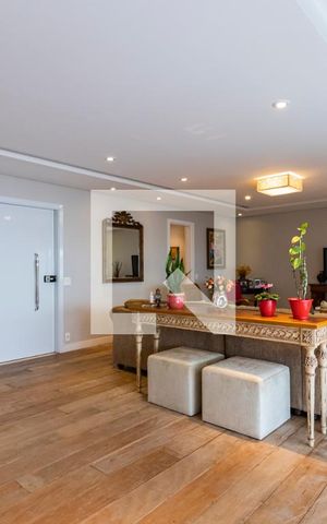 Apartamento à venda com 213m², 2 quartos e 3 vagasSala
