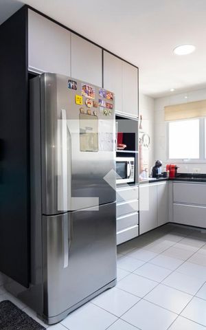 Apartamento à venda com 213m², 2 quartos e 3 vagasCozinha