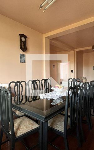 Casa à venda com 1950m², 4 quartos e 5 vagasSala de Jantar