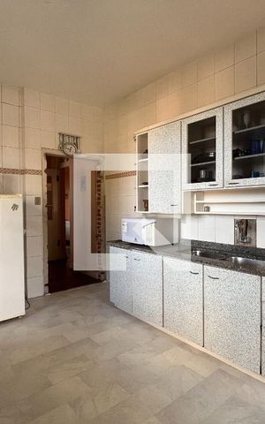 Casa à venda com 1950m², 4 quartos e 5 vagasCozinha