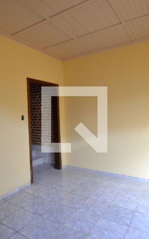 Casa à venda com 1950m², 4 quartos e 5 vagasPorão