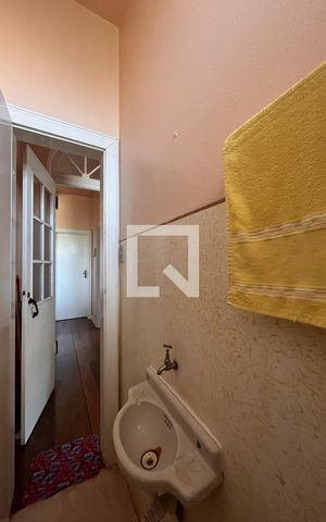 Casa à venda com 1950m², 4 quartos e 5 vagasLavabo