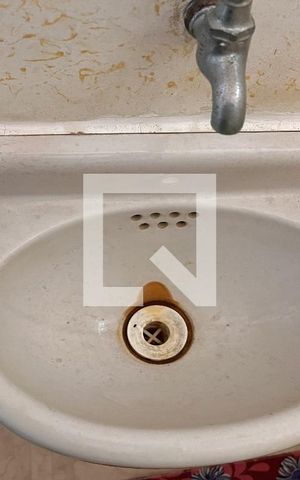 Casa à venda com 1950m², 4 quartos e 5 vagasLavabo