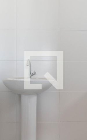 Apartamento para alugar com 49m², 2 quartos e 1 vaga Apartamento para alugar com 49m², 2 quartos e 1 vagaBanheiro da Suíte