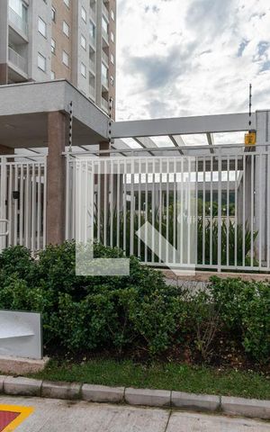 Apartamento para alugar com 49m², 2 quartos e 1 vaga Apartamento para alugar com 49m², 2 quartos e 1 vagaFachada