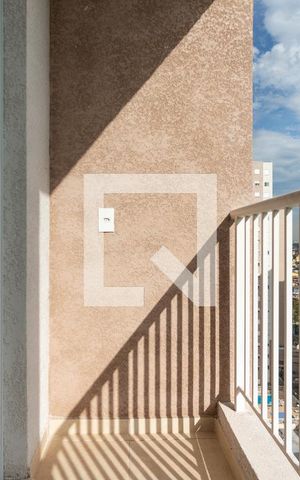 Apartamento para alugar com 49m², 2 quartos e 1 vaga Apartamento para alugar com 49m², 2 quartos e 1 vagaVaranda