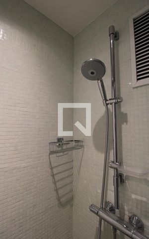 Apartamento para alugar com 70m², 1 quarto e 2 vagasBanheiro