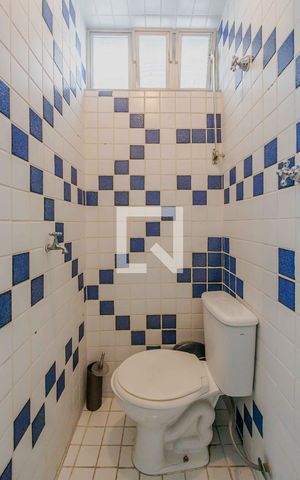 Apartamento para alugar com 100m², 2 quartos e 1 vagaÁrea de Serviço - Banheiro