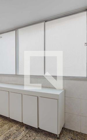 Apartamento para alugar com 100m², 2 quartos e 1 vagaÁrea de Serviço