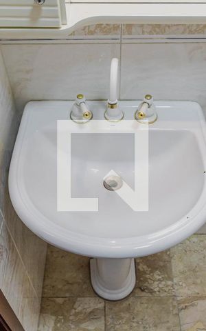 Apartamento para alugar com 100m², 2 quartos e 1 vagaLavabo