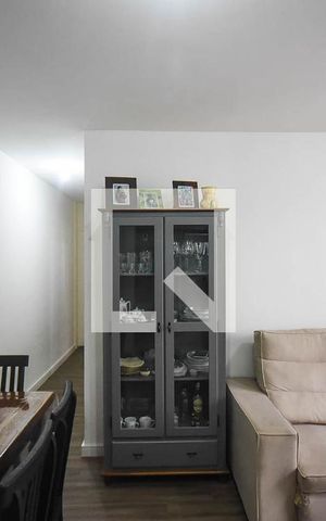 Apartamento à venda com 50m², 2 quartos e 1 vaga Apartamento à venda com 50m², 2 quartos e 1 vagaSala