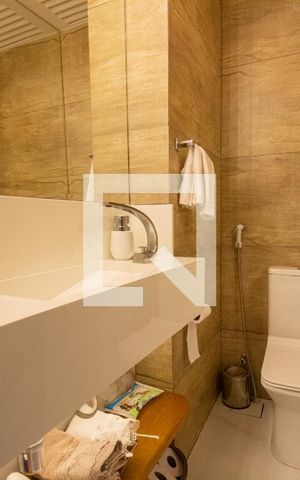 Apartamento à venda com 189m², 3 quartos e 3 vagas Apartamento à venda com 189m², 3 quartos e 3 vagasLavabo