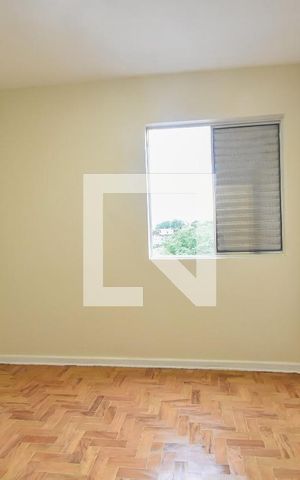 Apartamento para alugar com 59m², 2 quartos e 1 vagaQuarto 01