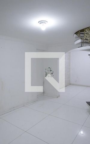 Casa à venda com 250m², 2 quartos e 3 vagasSala