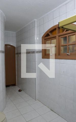 Casa à venda com 250m², 2 quartos e 3 vagasBanheiro da Suíte