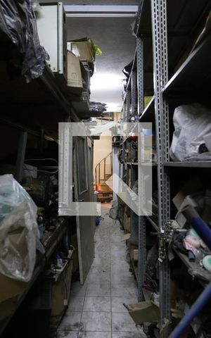Casa à venda com 250m², 2 quartos e 3 vagasGaragem